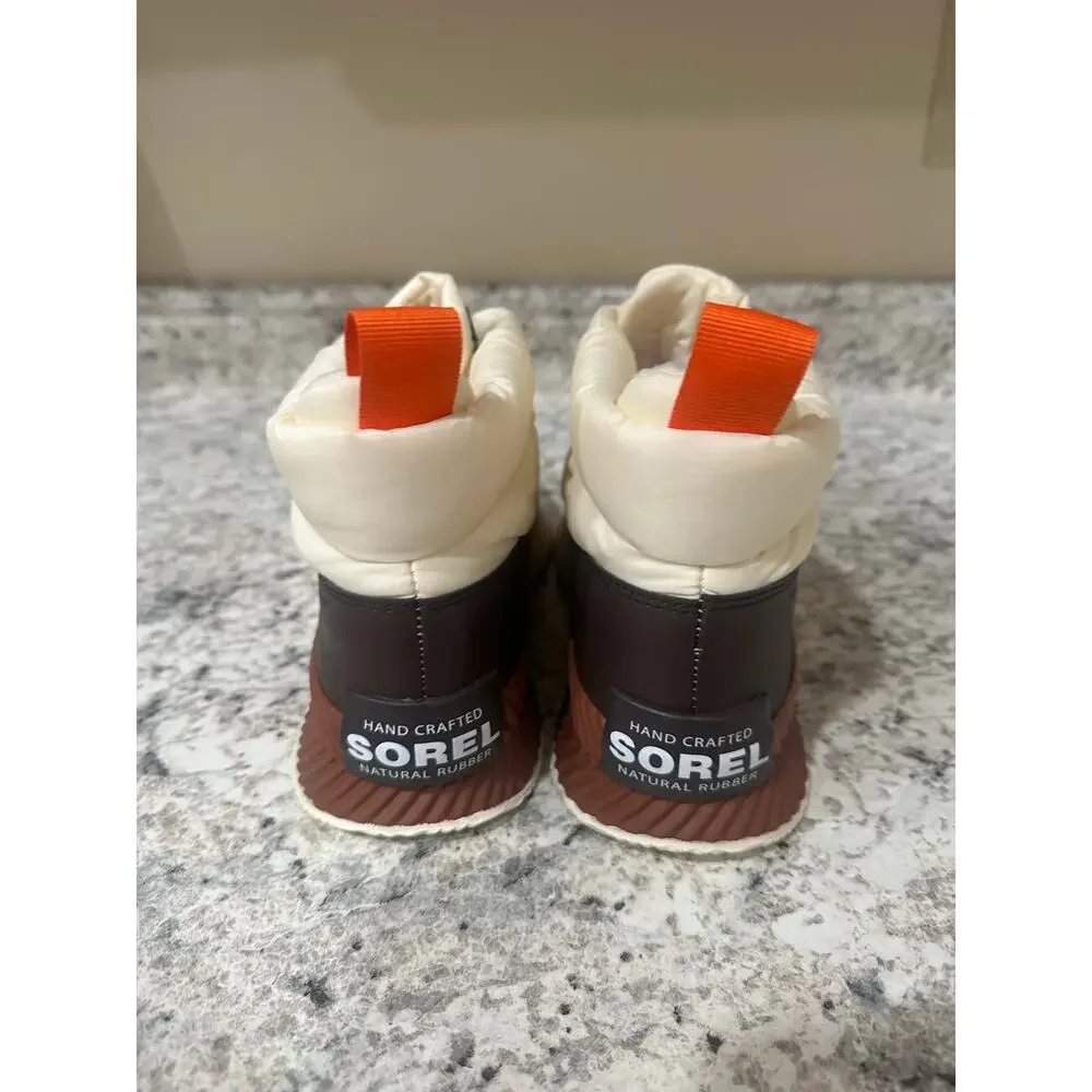 Sorel NWT Out N About III Puffy Zip Boots Sz 7.5 White Black Womens No Box - Picture 6 of 8